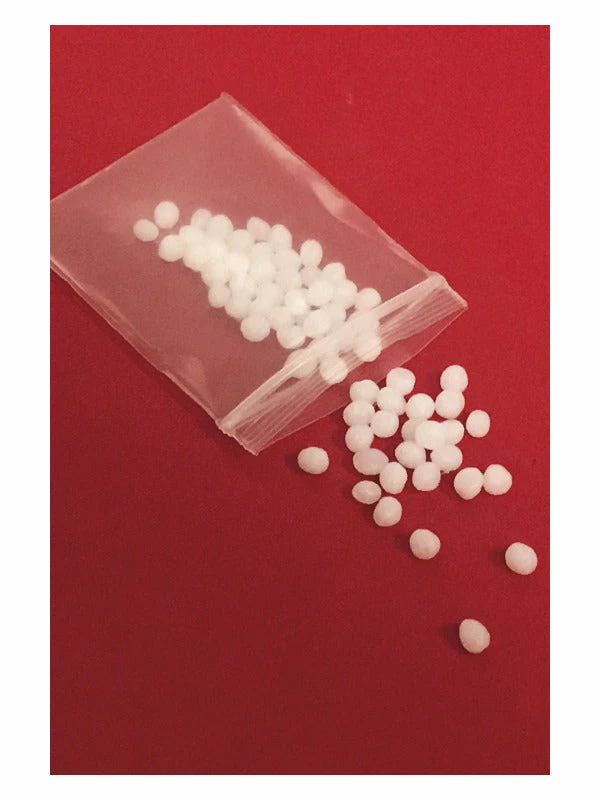 Smiffys USA Smiffys Make-Up FX, Thermal Denture Fitting Beads 3 Smiffys USA Smiffys Make-Up FX, Thermal Denture Fitting Beads