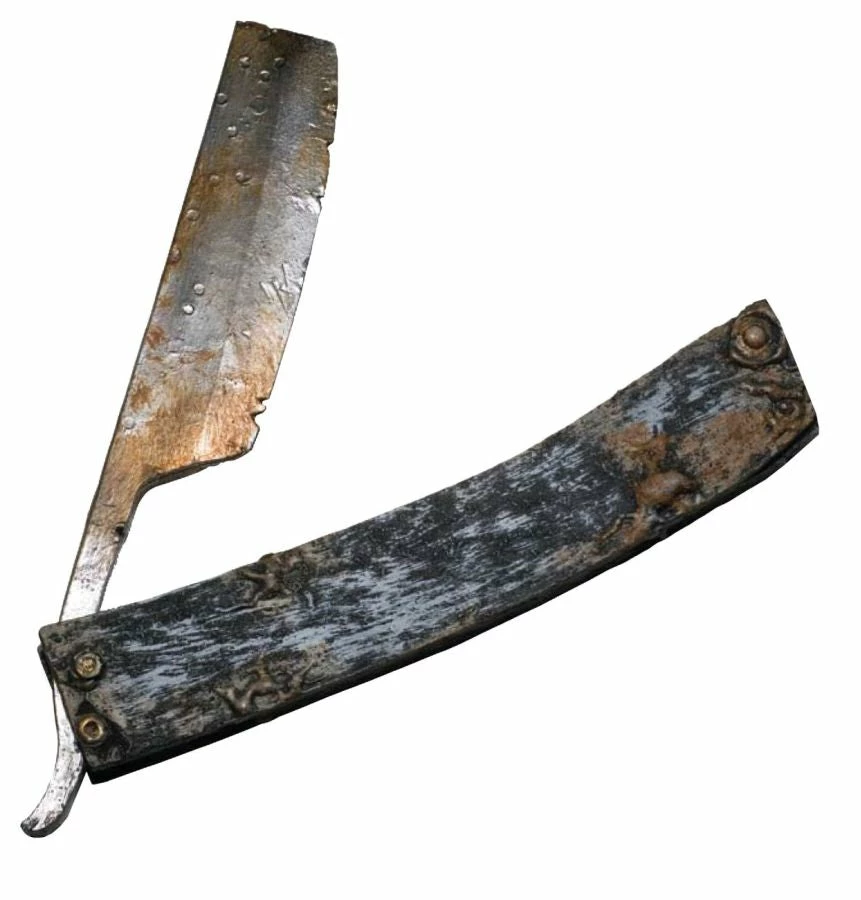 Rubie's Rusty Bladed Weapon Costume Accessory 3 Rubie's Rusty Bladed Weapon Costume Accessory