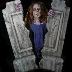 Distortions Cracking Crypt Frightronic Zombie Animatronic Graveyard