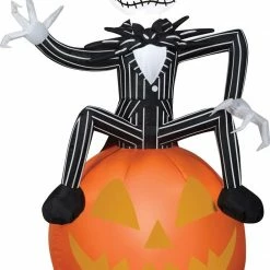 Gemmy Nightmare Before Christmas, Jack Skellington On Pumpkin Airblown 3ft Decoration