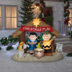 Gemmy Snoopy Peanuts Nativity Scene 5.5ft Airblown Christmas Yard Decor Decorations & Props